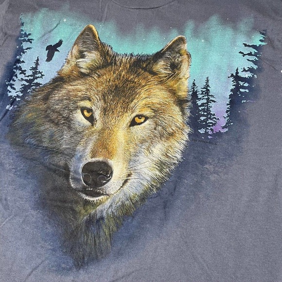 Vintage 90s Wolf Blue T-Shirt Size Medium Wolves Nature Animals Wildlife - Picture 2 of 5